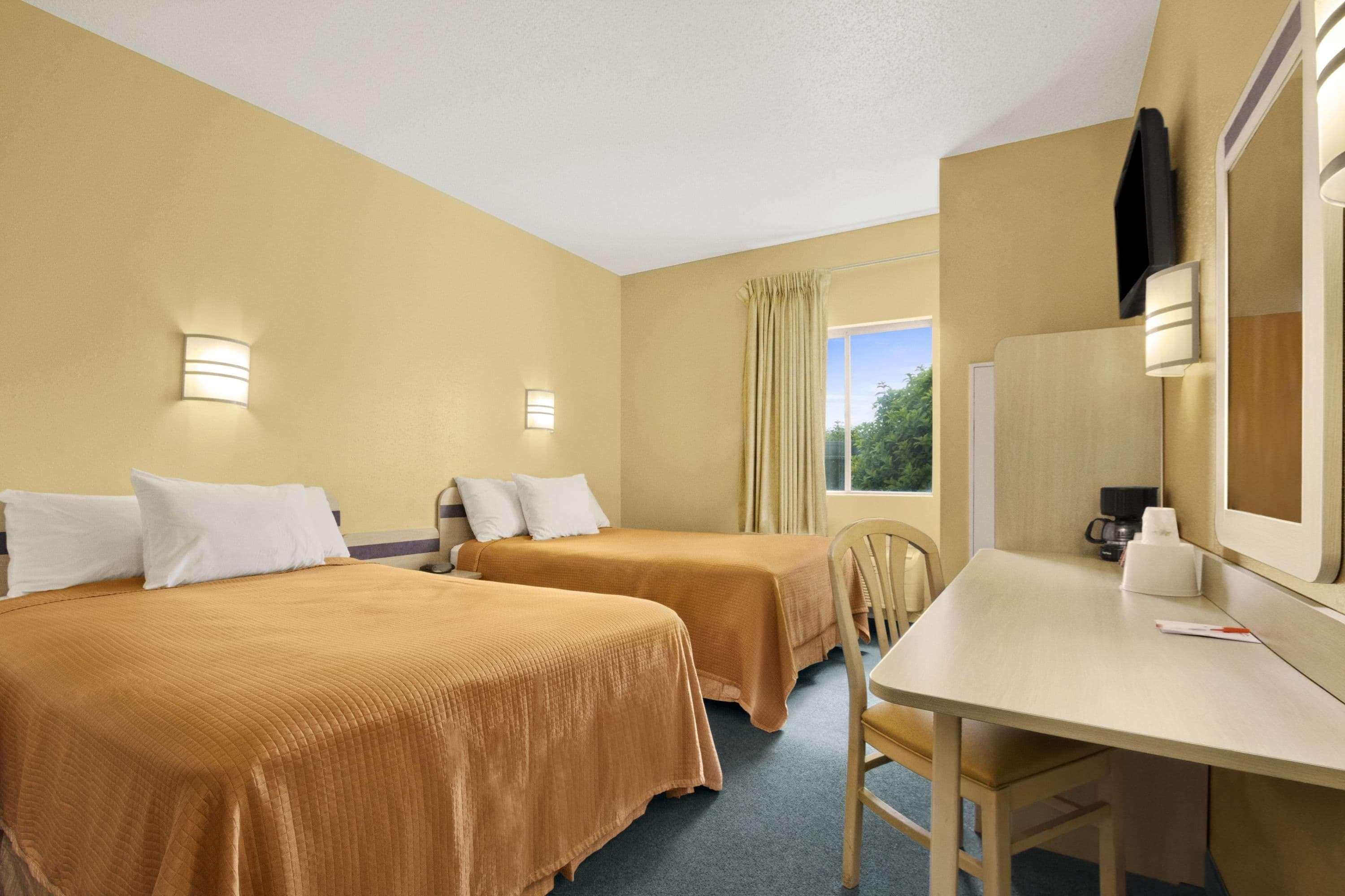 Howard Johnson By Wyndham Tifton Ga I-75 Экстерьер фото