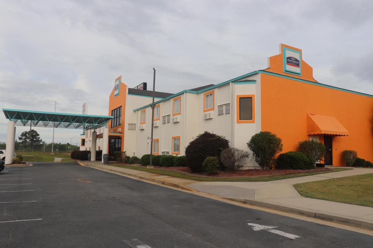 Howard Johnson By Wyndham Tifton Ga I-75 Экстерьер фото