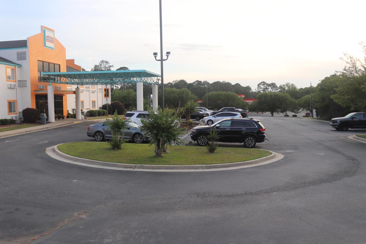Howard Johnson By Wyndham Tifton Ga I-75 Экстерьер фото